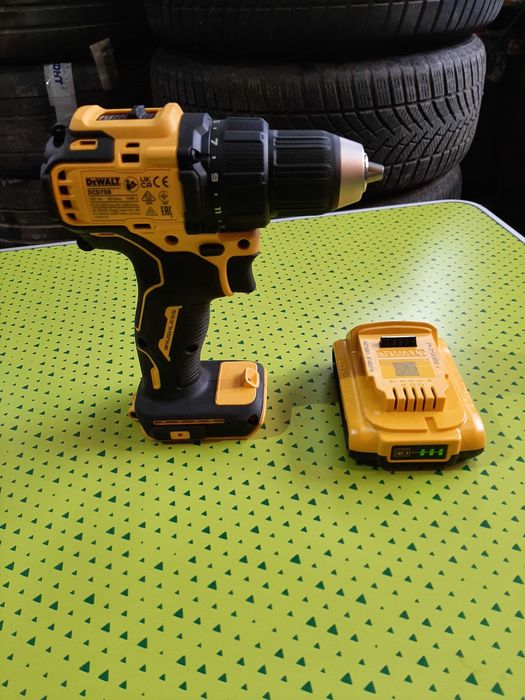 Винтоверт dewalt dcd708, 18V + батерия 2Ah, 18V