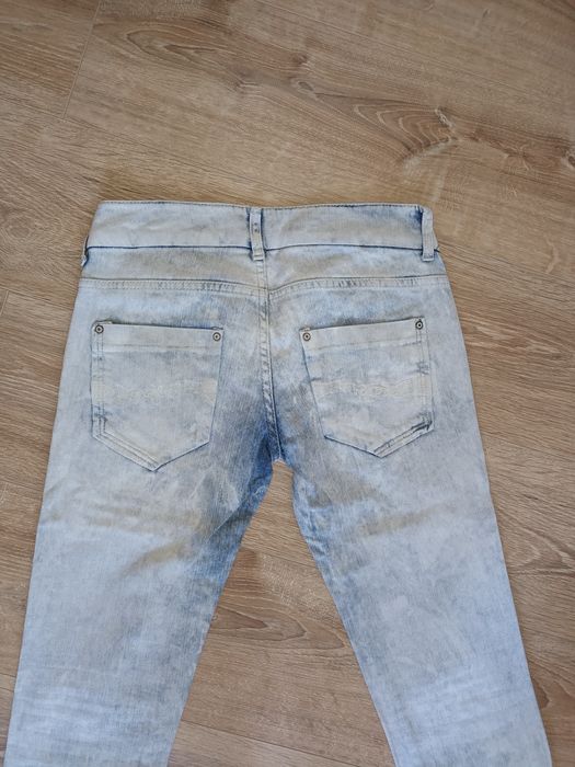 Дамски дънки Bershka S размер