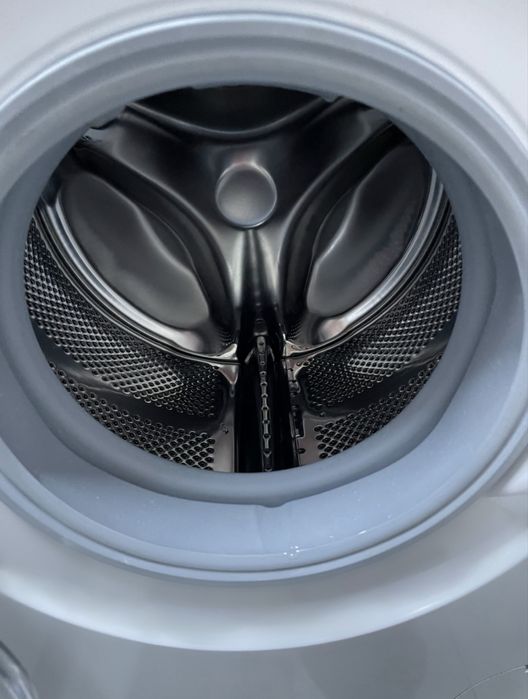 Masina de spalat rufe Bosch series/4