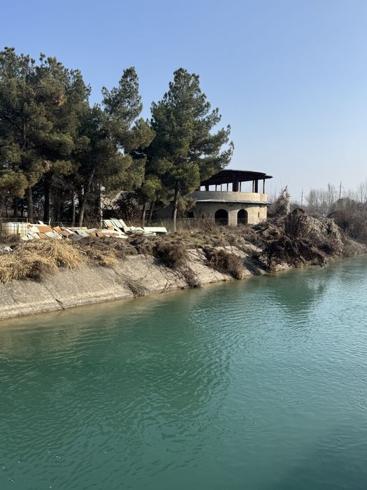 Дом 6км.от Ташкент20сот.ГЭС Кадырья(подходит под санаторий или клинику