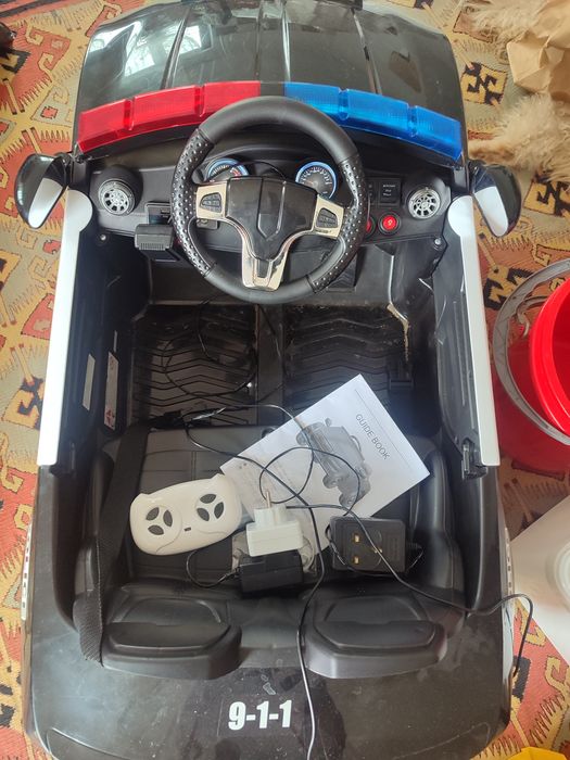 Mașina Electrică de Poliție