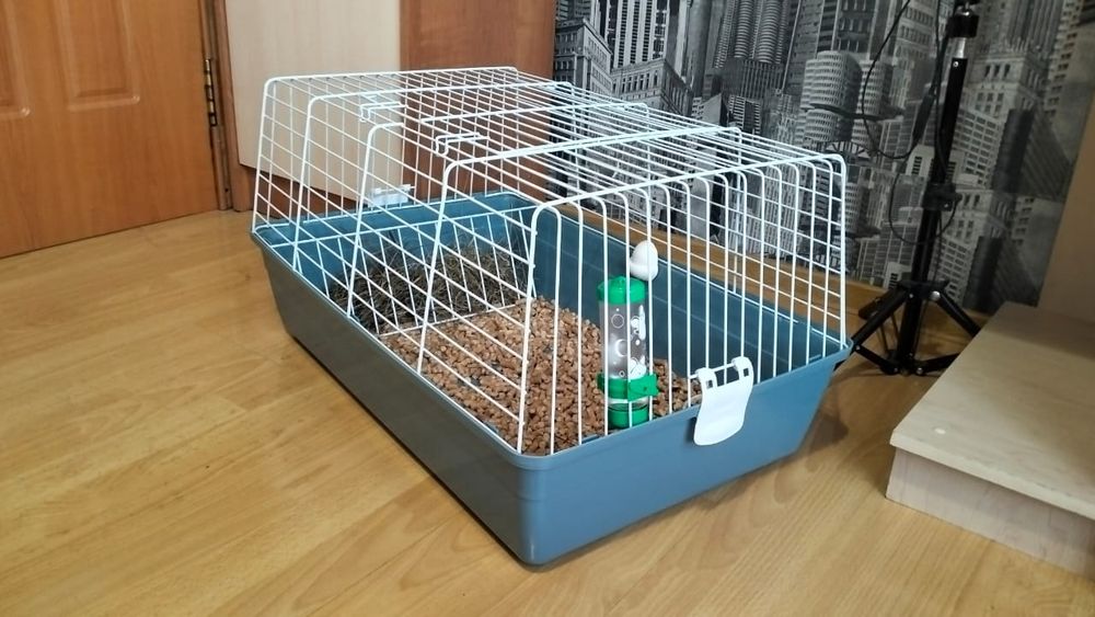 Продам клетку  для морской свинки