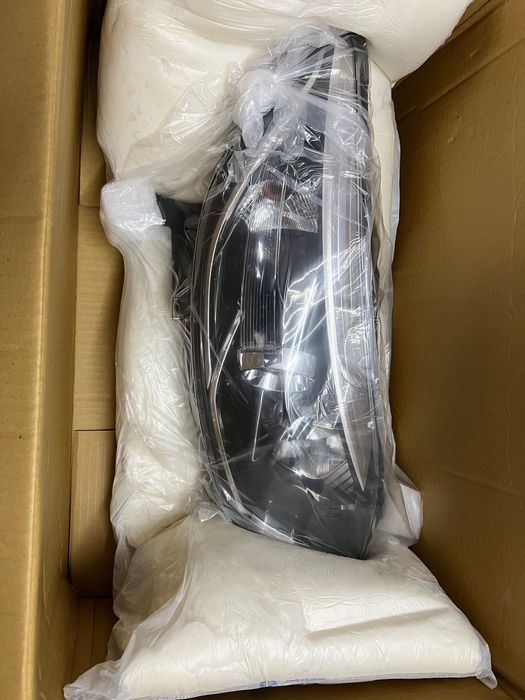 Десен фар за Рено Каптюр