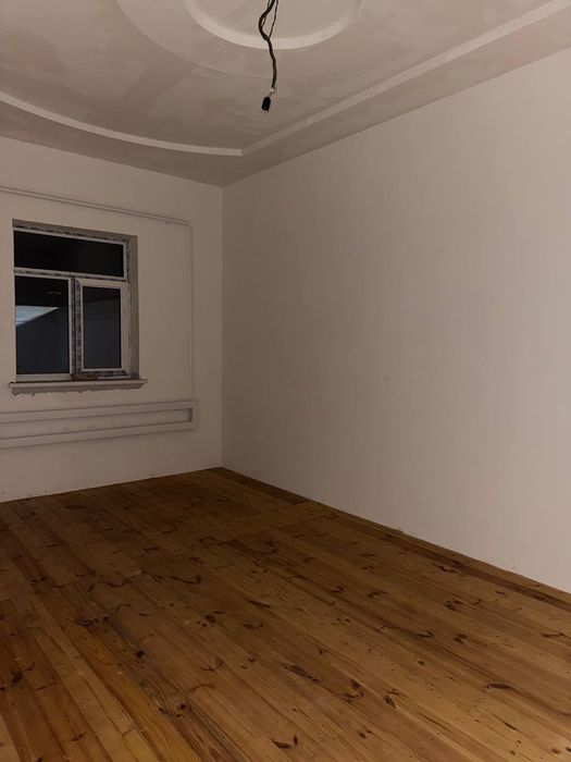 Yangi uy sotiladi.Egadan