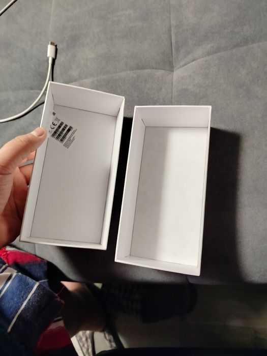 Телефон Redmi Note12