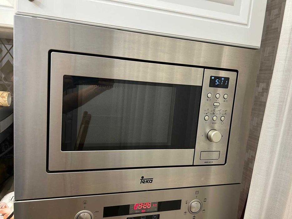 Продам микроволновую печь