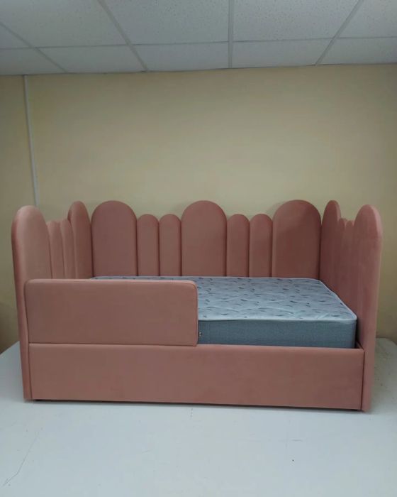 Детская кровать Амалия с матрасом