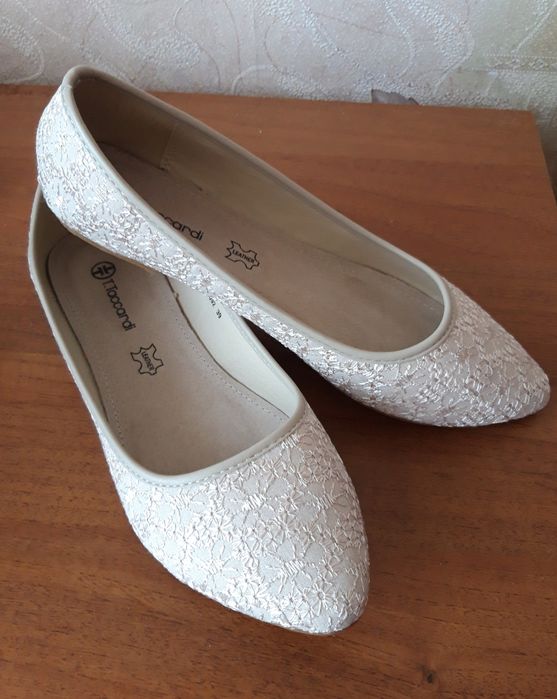 Продам новые балетки