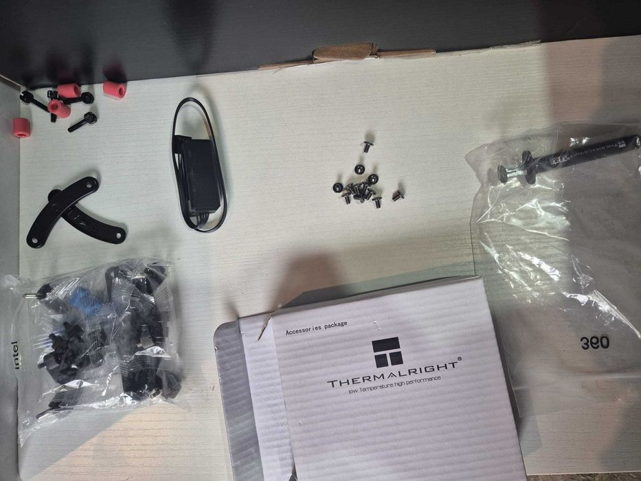 [Rezervat]Cooler CPU Thermalright Frozen Edge 360 Black - Nemontat