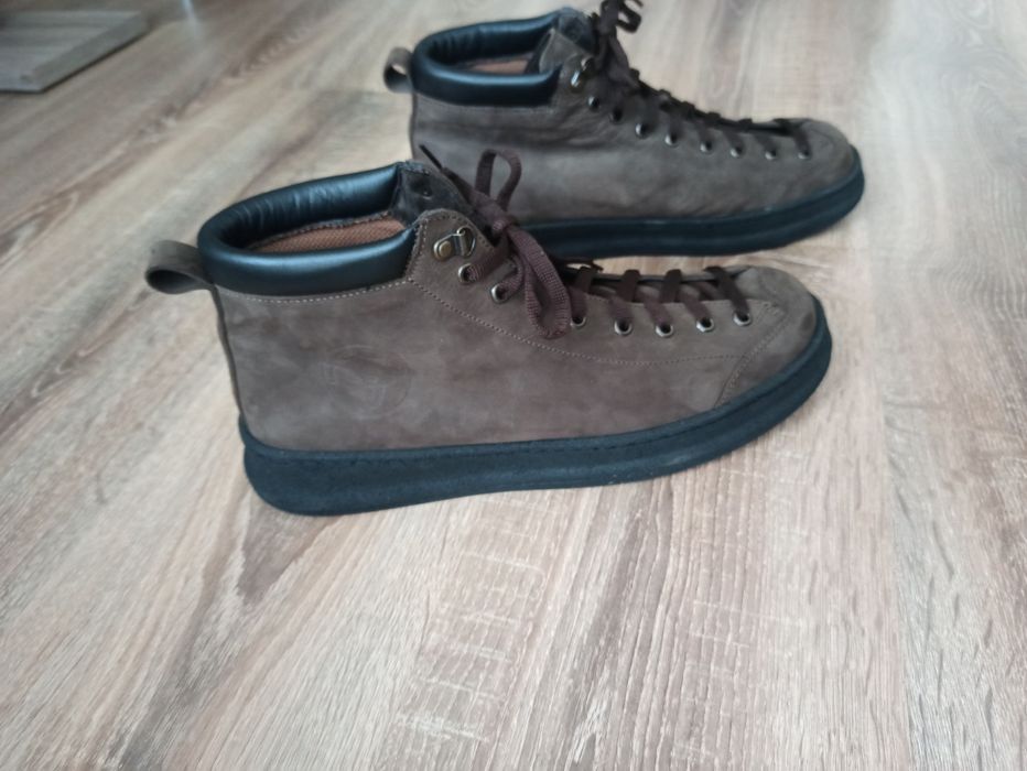 Мъжки боти набук