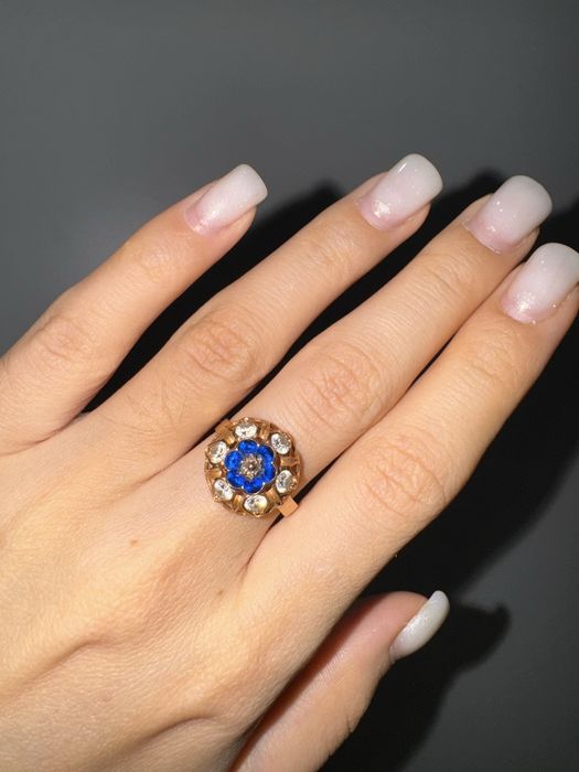 Кольцо с сафиром