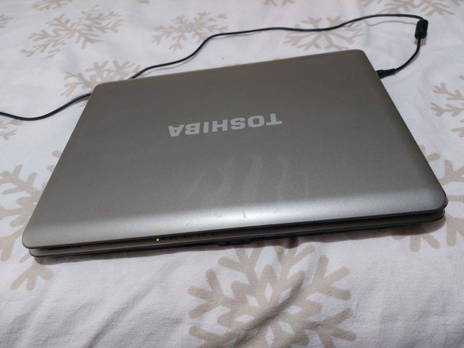 Лаптоп Toshiba употребяван