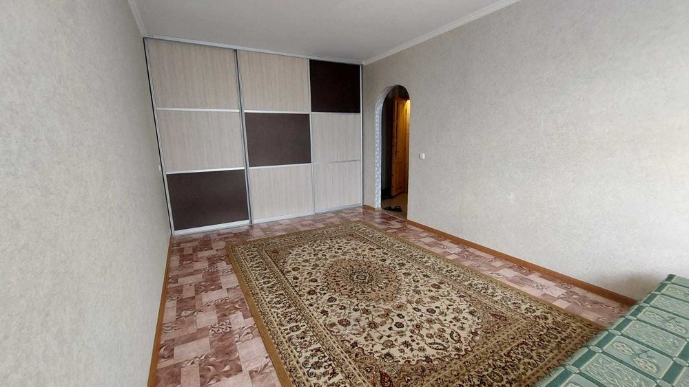 Продам 1 комнатную квартиру в районе 4ой поликлиники