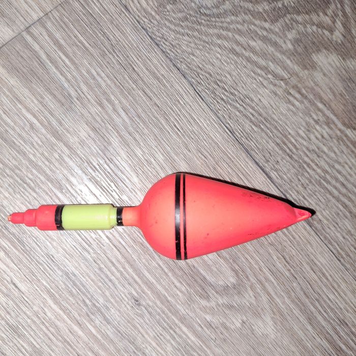 Поплавок для удочки / поплавочной рыбалки