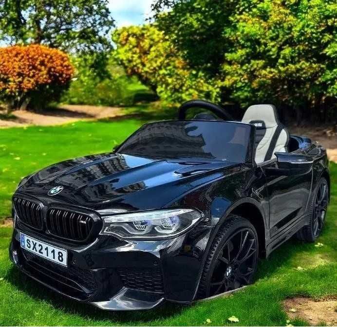 Aкумулаторна кола Bmw M5 Premium 24V/7Ah,500W Drift функция