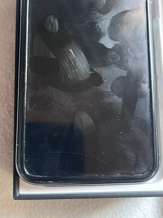 Айфон 11про без ремонт