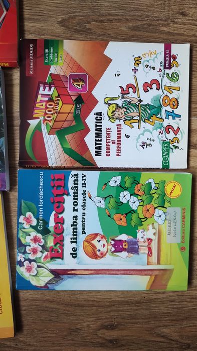 culegeri/ manuale școlare, 5 lei/ toate.
