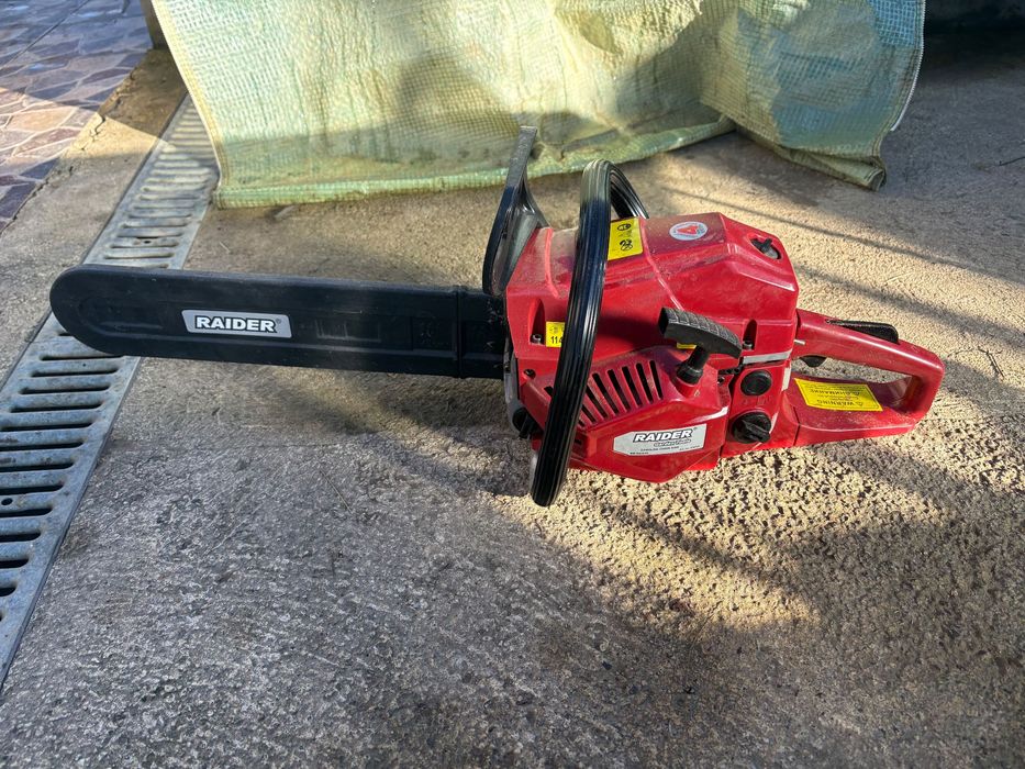 Продава се! Резачка RAIDER!!!