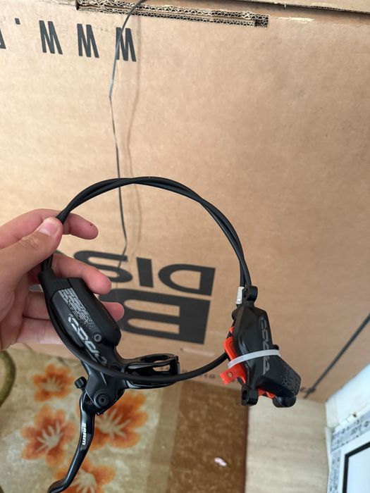 Sram code r предна