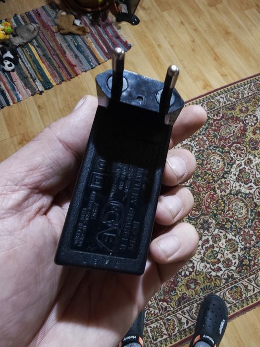 Зарядно за батерии Сони  Sony за уокменини СД