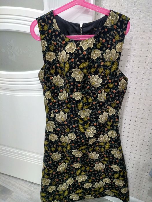 Продам платье сарафан ZARA basic