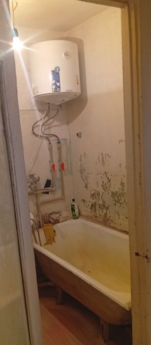 Продам трёхкомнатную квартиру