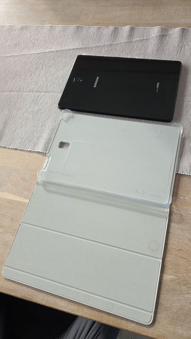 Таблет samsung tab s4