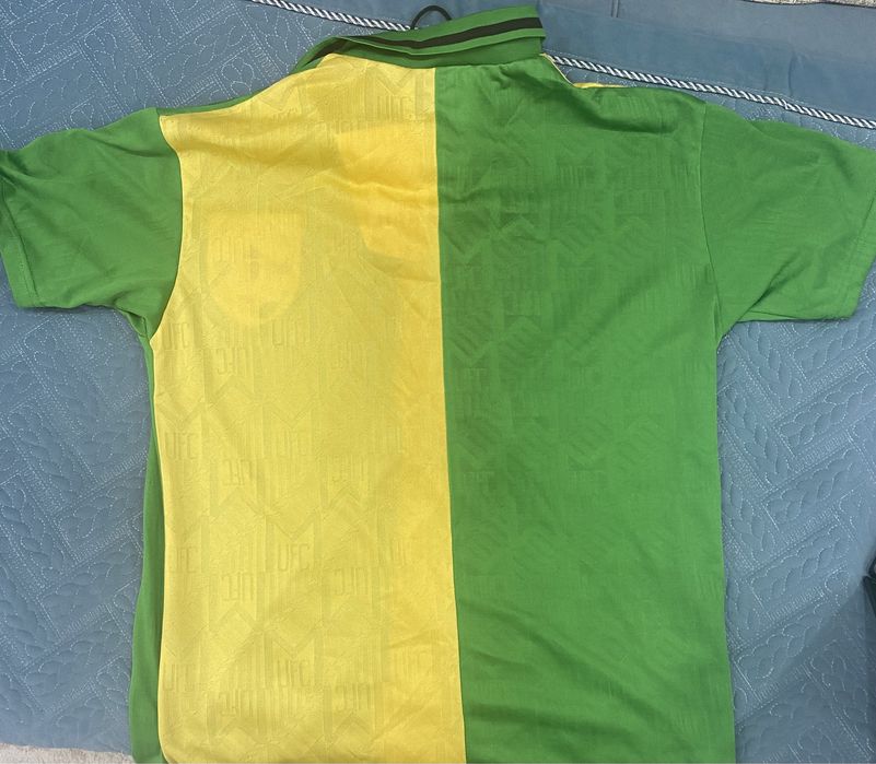 Ретро форма Манчестер Юнайтед