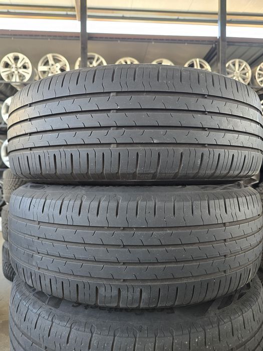 4 Броя 205/55/17 Continental 2x5mm 2x4,7mm