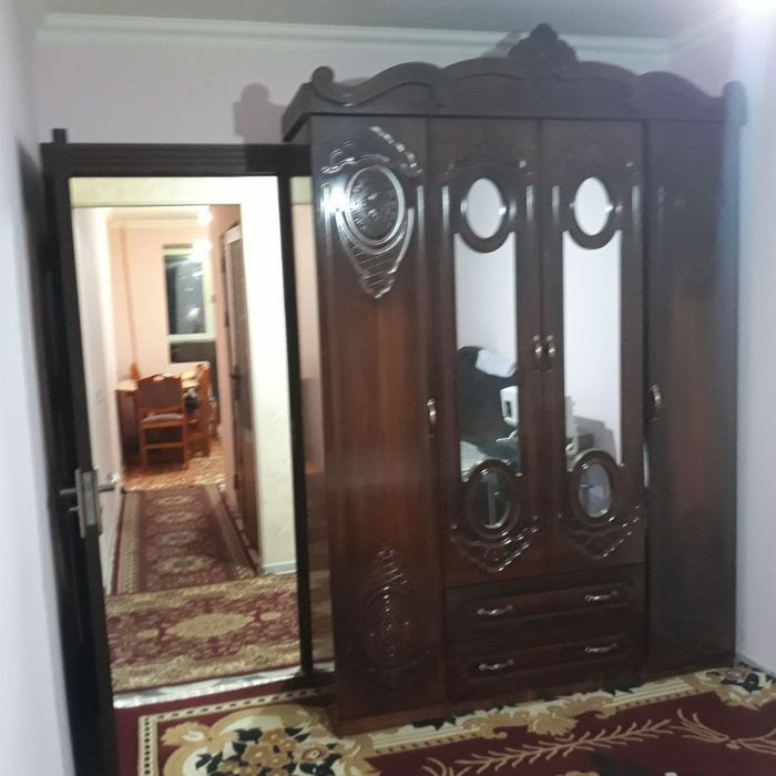 Задаётся 3х комнатная квартира в массив Сагдияна