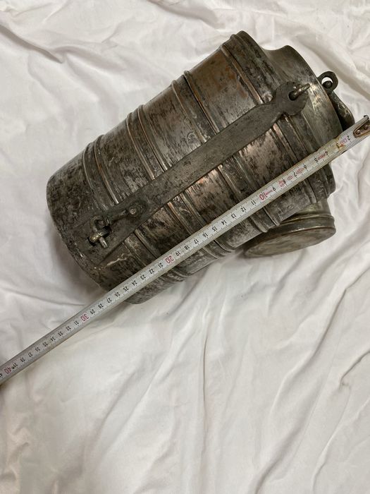 Стари бакърени медни канчета съдове