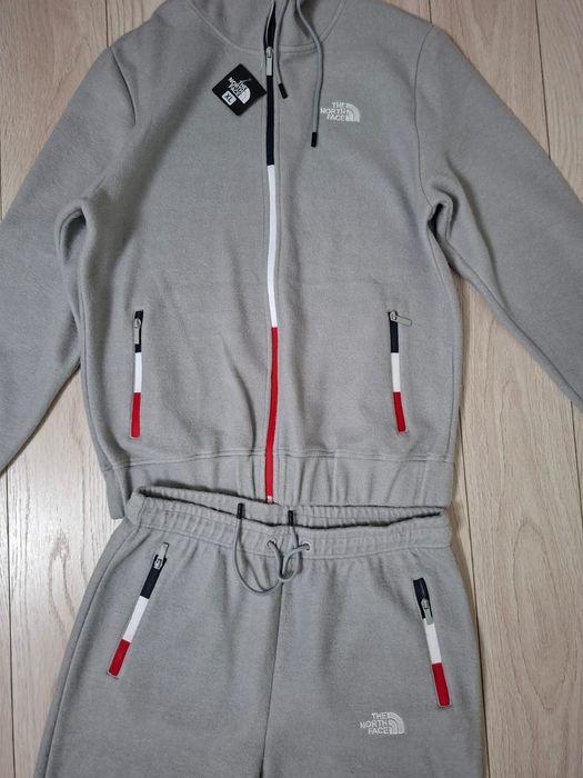 Blugi și trening The North Face