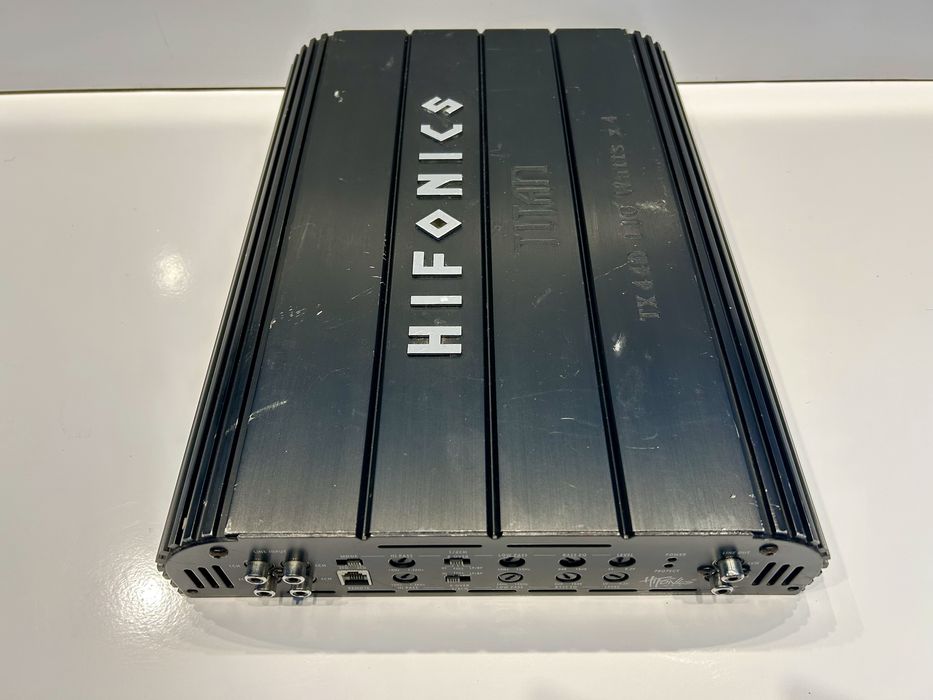 Vând amplificator statie auto Hifonics Titan TX440