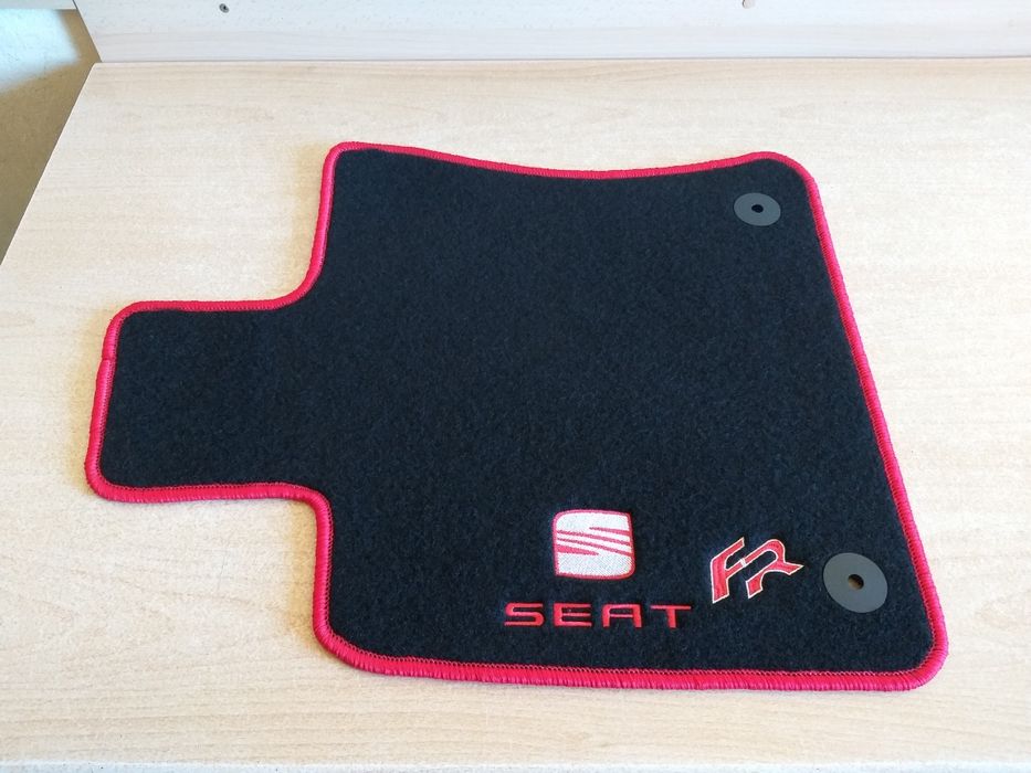 Covorase auto din mocheta dedicate SEAT LEON FR (5F)