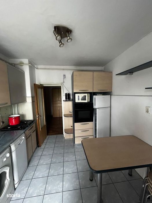 Apartament 3 camere, 76,02 mp utili, etaj 3, Zona Penny Albina