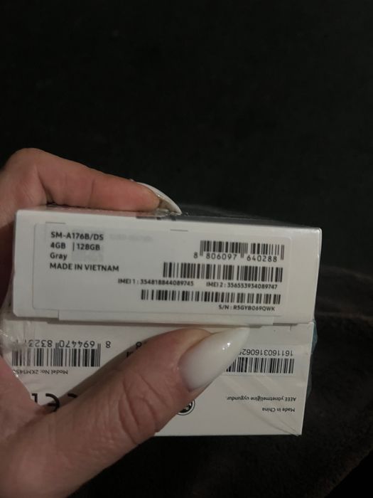 Продявам Samsung A175G и слушалки tteec