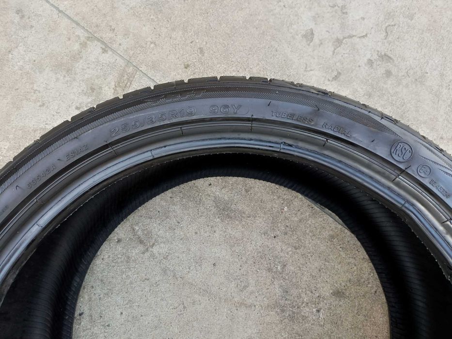 O anvelopa noua vara 255 35 19 bridgestone potenza S001 run flat 2023