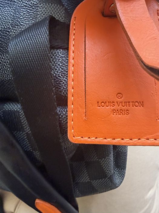 Louis vuitton оригинална раница с минимална забележка!