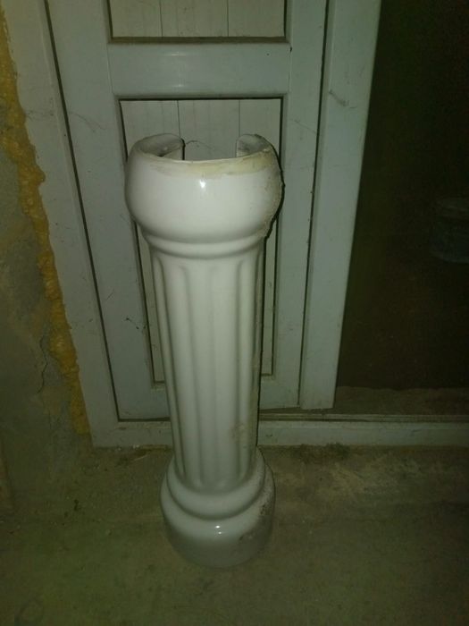 Раковина со стойкой