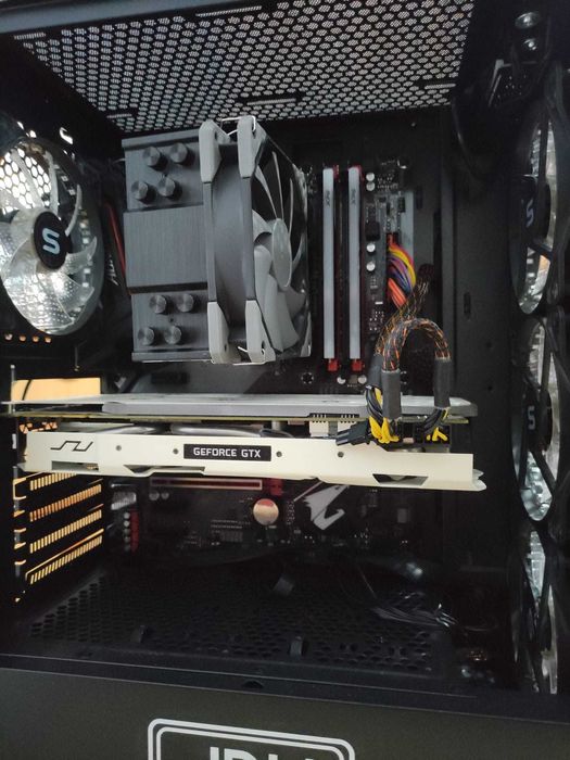 Sistem gaming i7 9700