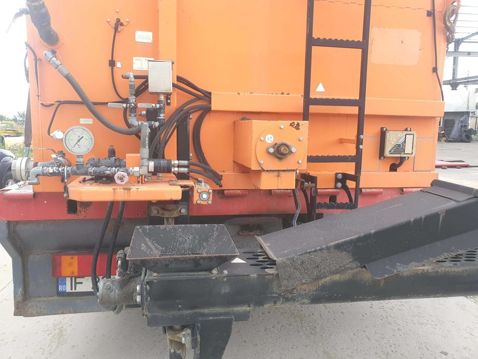 Strassmayr AC 9000 E Termo-Container, pentru asfalt finisor, emulsie