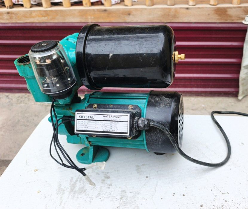 Krustal rusmli 37lik vakum nasos sotiladi.