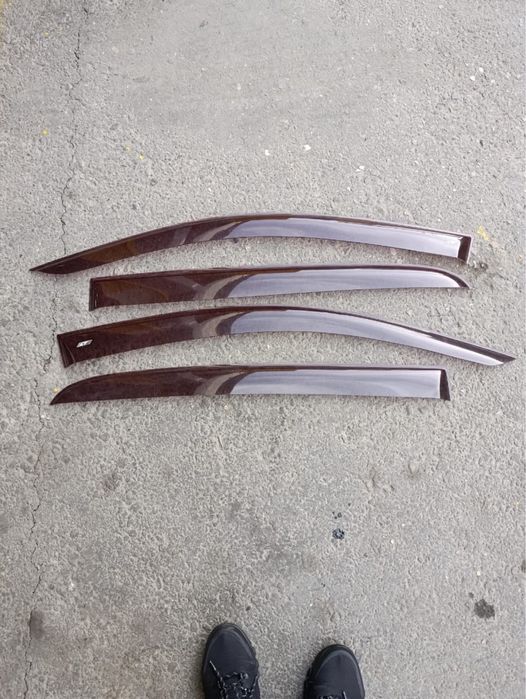 Ветровики Hyundai универсальные