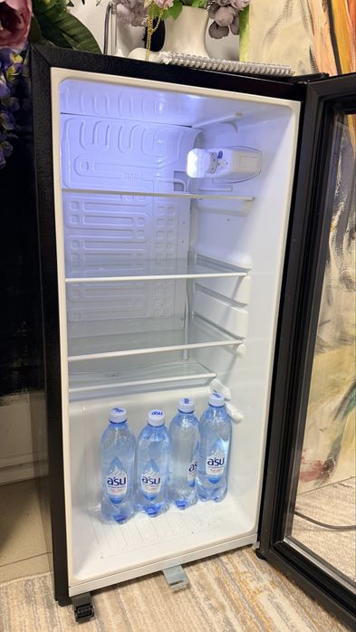 холодильник витринный