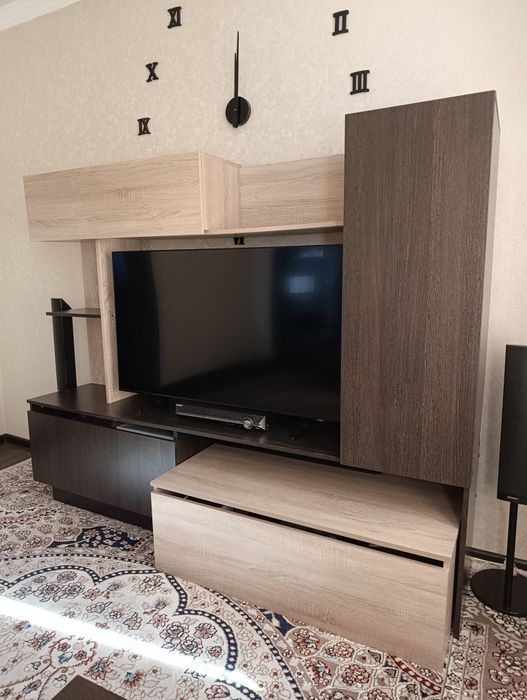 Продам стенку-твтумба
