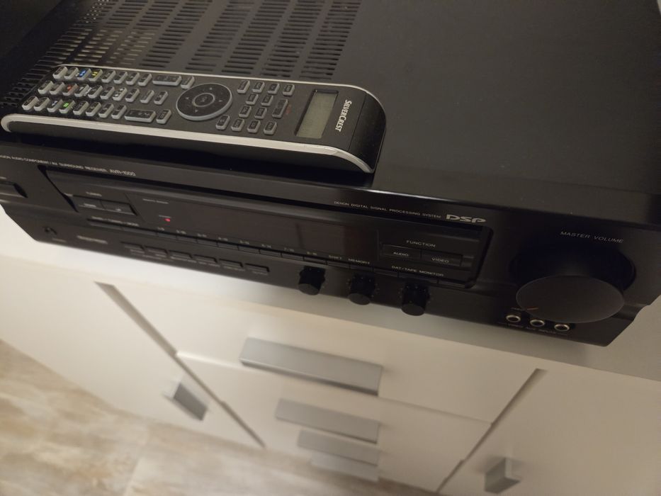 Съраунд ресийвър Denon AVR 1000