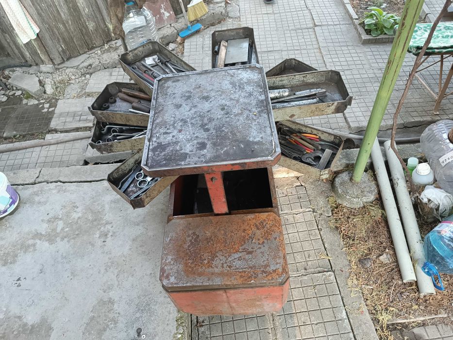 количка за инструменти