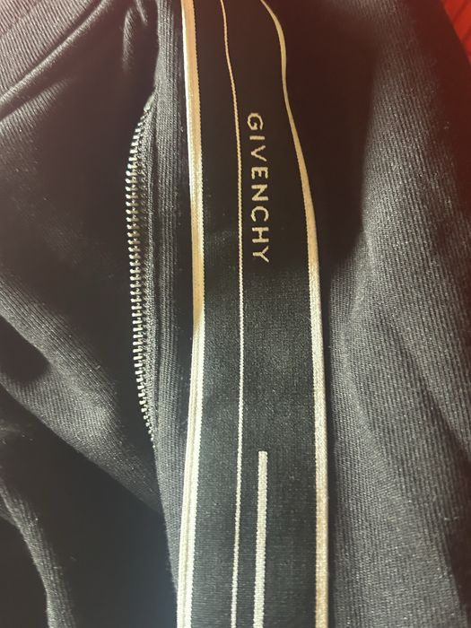 pantaloni scurti givenchi