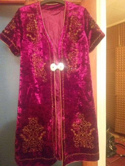 Продается Новый Шапан (чапан). Цена по 8000 тыс