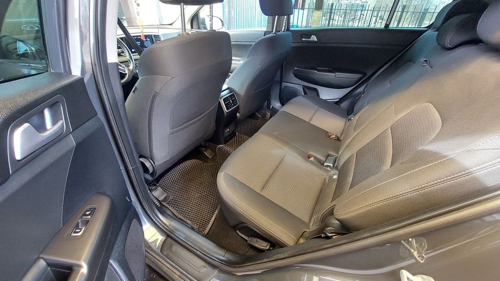 Продам машину кия